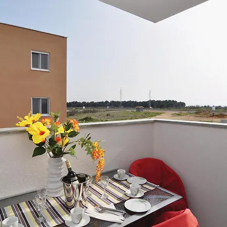 Apartman 2 Bedroom Stunning In Nin