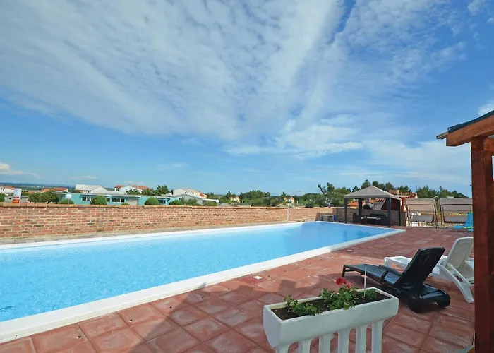 2 Bedroom Stunning In Apartman Nin