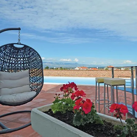 2 Bedroom Stunning In Lejlighed *