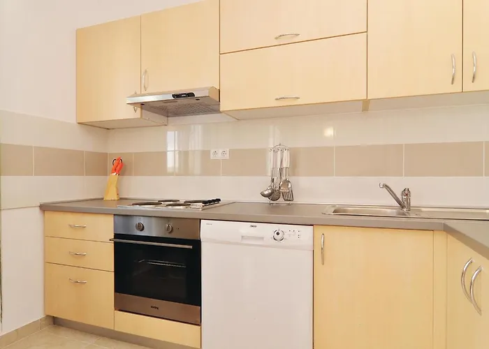 2 Bedroom Stunning In